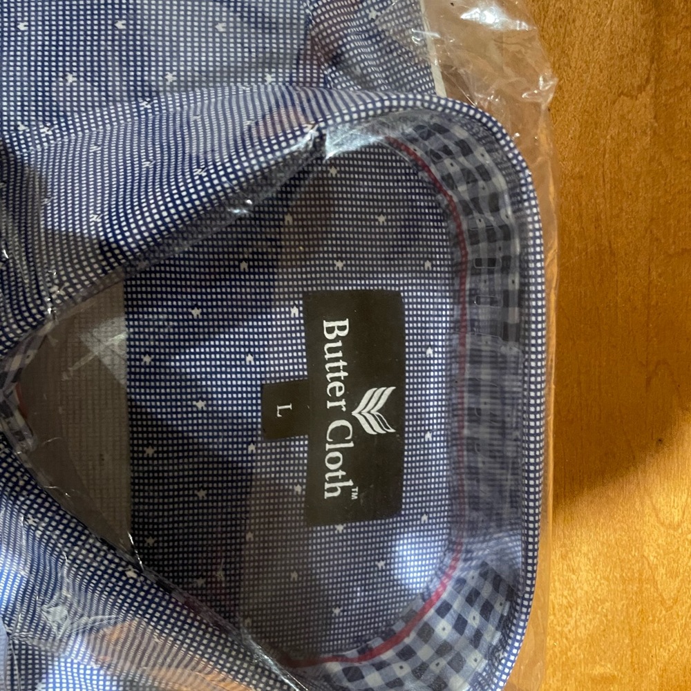 Men’s Butter Cloth Shirt — Sz Large (Brand New) with tags!